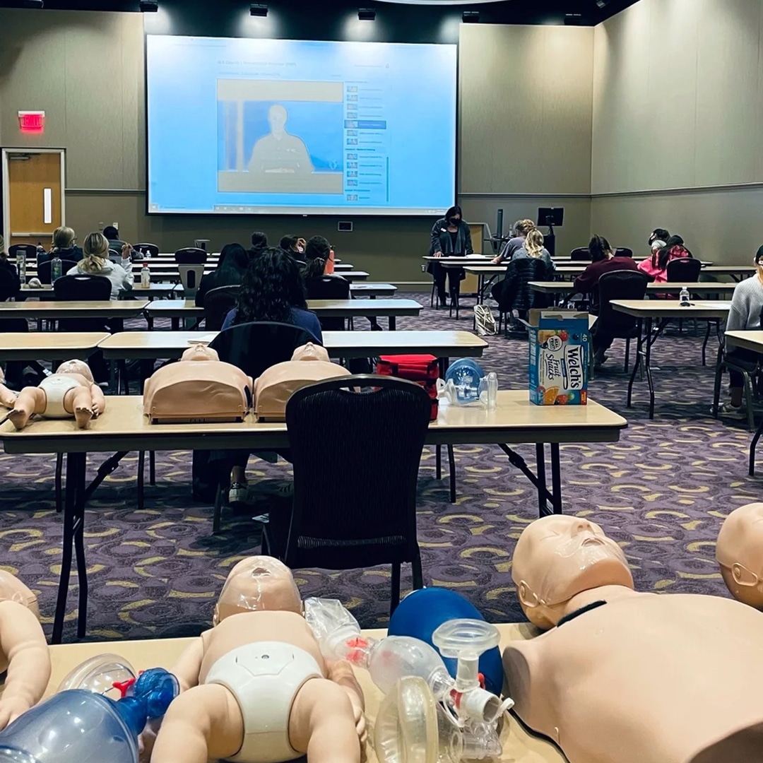 janet edwards teaching cpr group class
